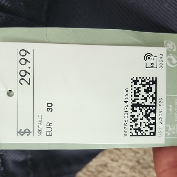 H&M men's pants - Picture 3 of 3